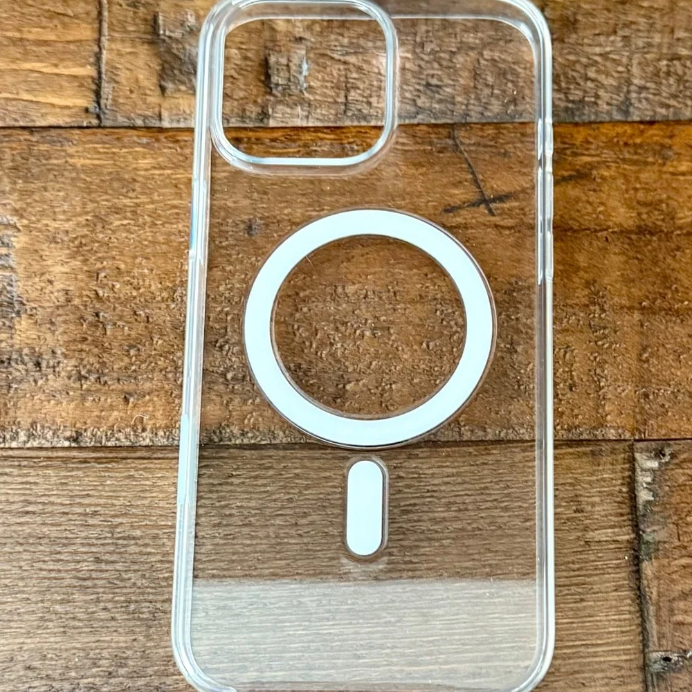 Apple iPhone 15 Pro Max Clear Case with Magsafe - Picture 3 of 3